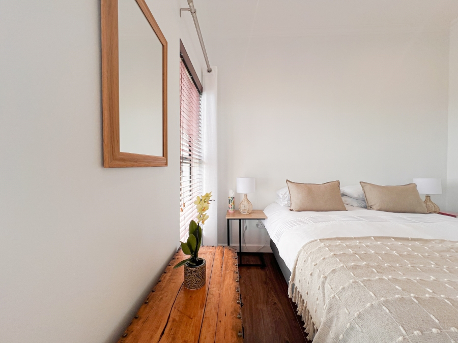 5 Bedroom Property for Sale in Myburgh Park Western Cape